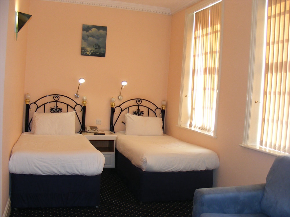 The Mermaid Suite Hotel 22/37