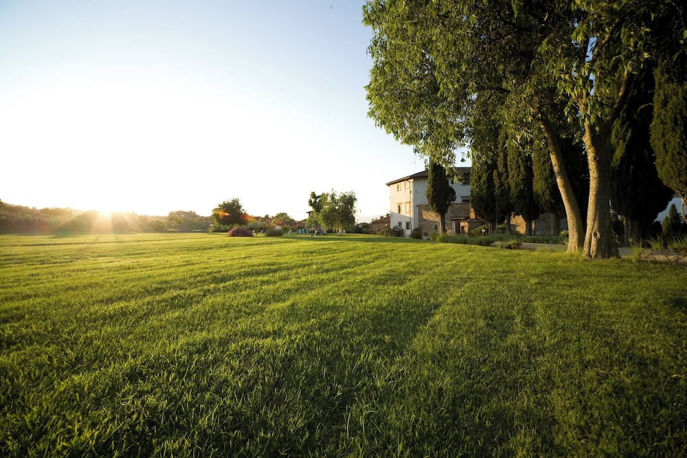 Villa Campestri Olive Oil Resort 36/48