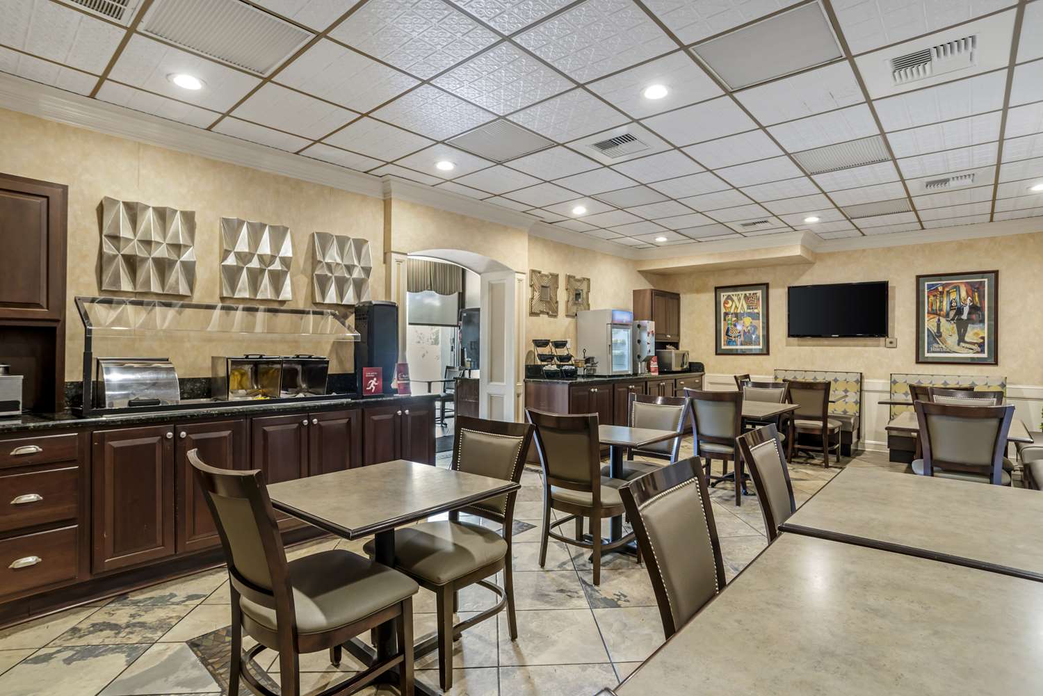 BEST WESTERN PLUS WESTBANK 33/50