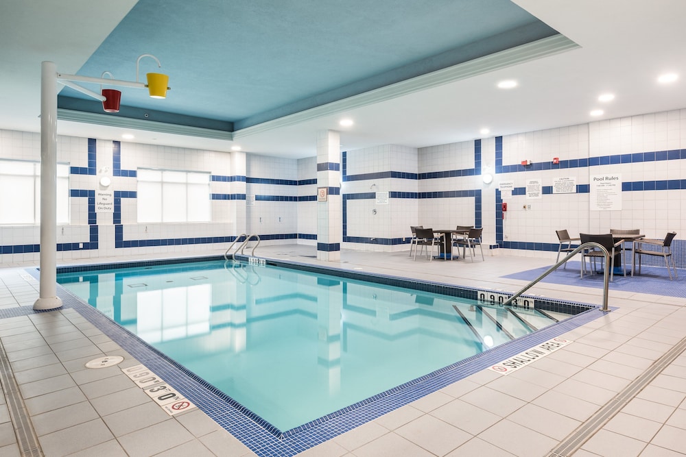 Holiday Inn Express Milton 28/57