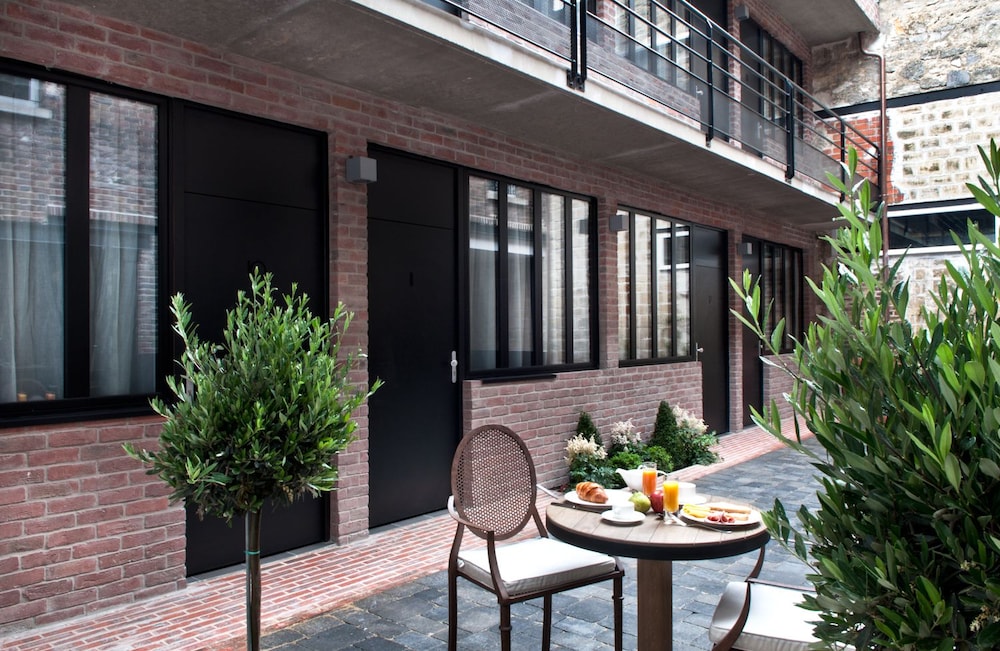 Hotel Les Terres Blanches 25/31