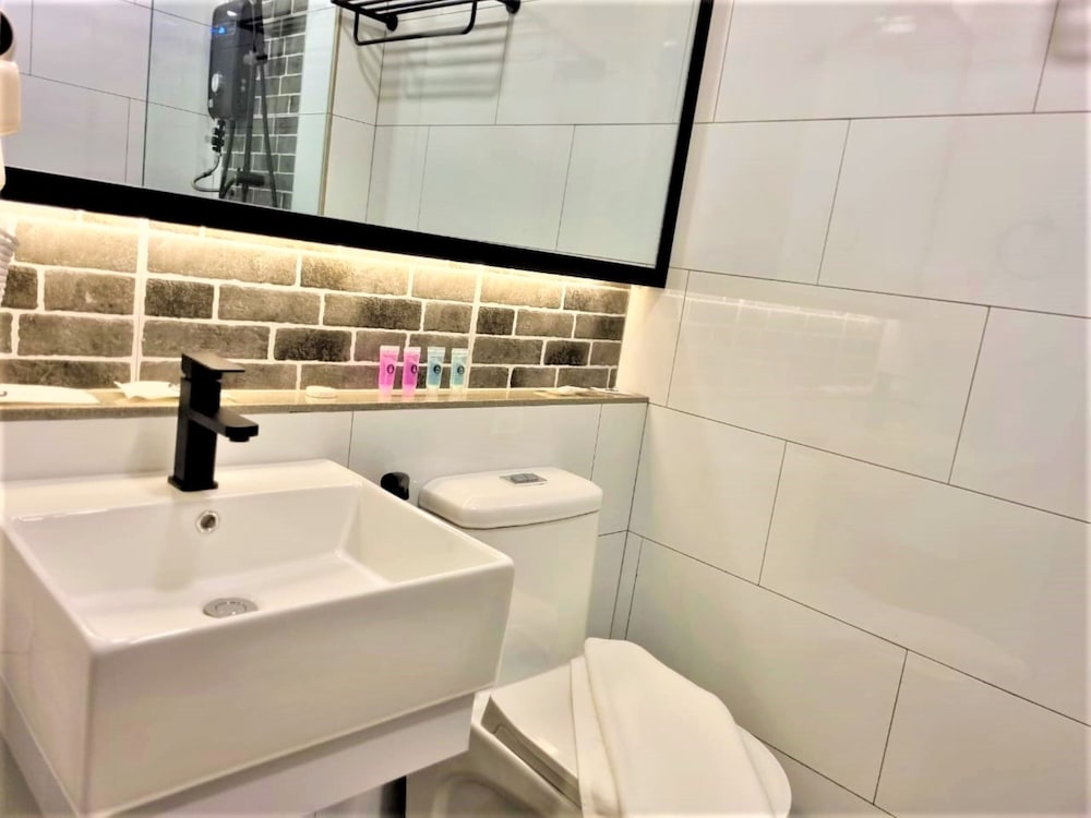 Zone Hotel (Ipoh) 38/40