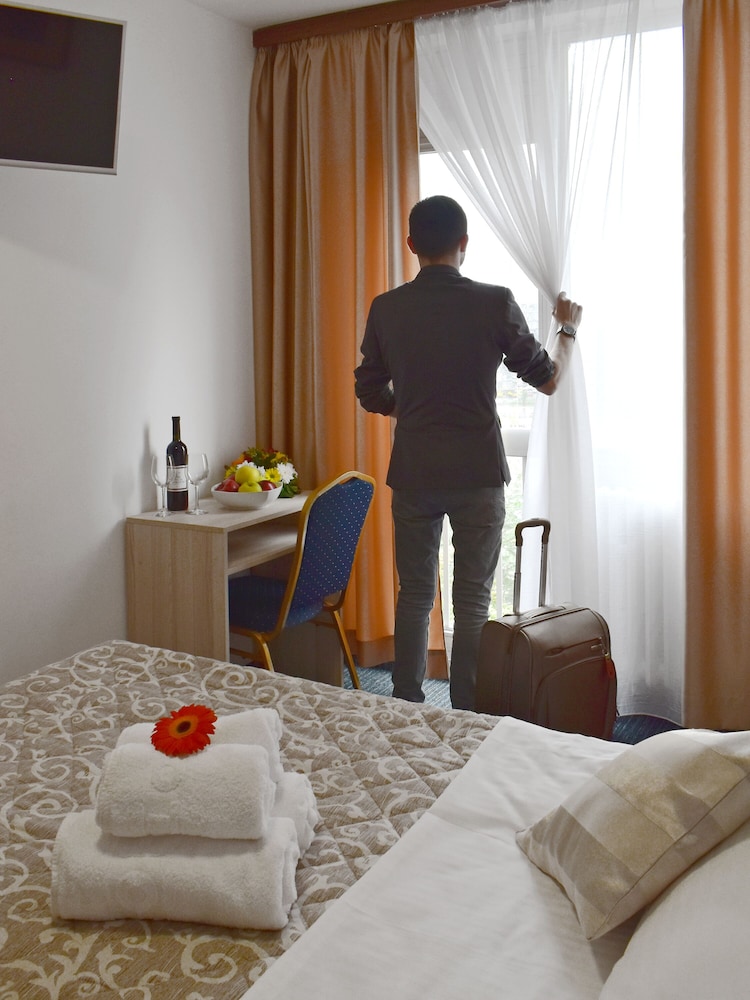 Slavija Hotel 9/32