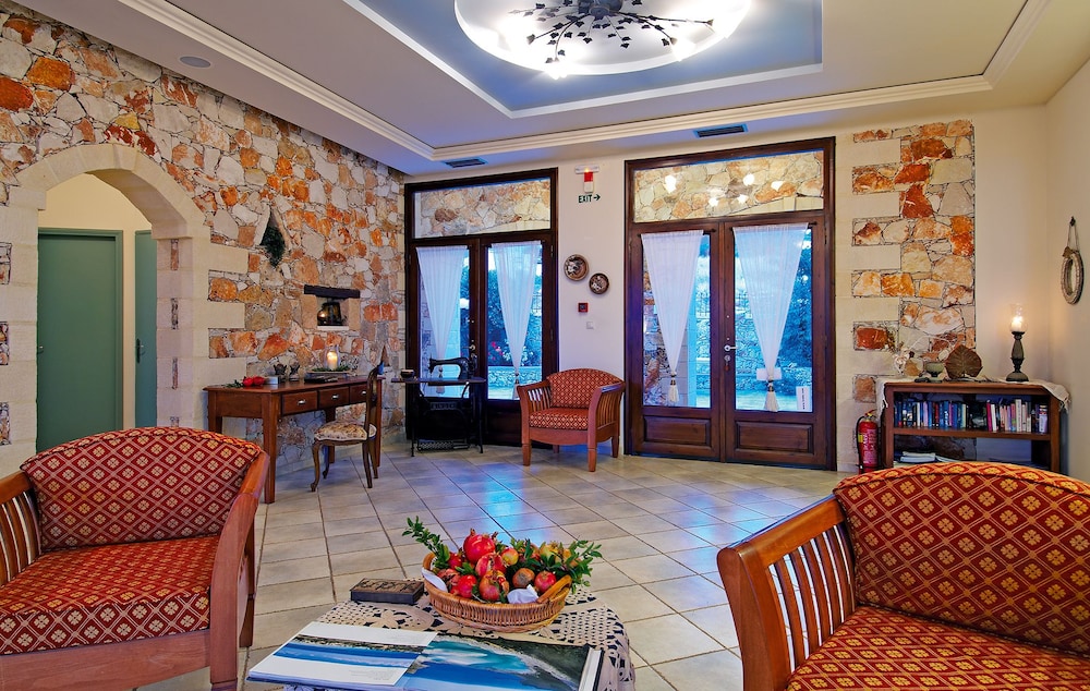 Areti Aparthotel 54/75