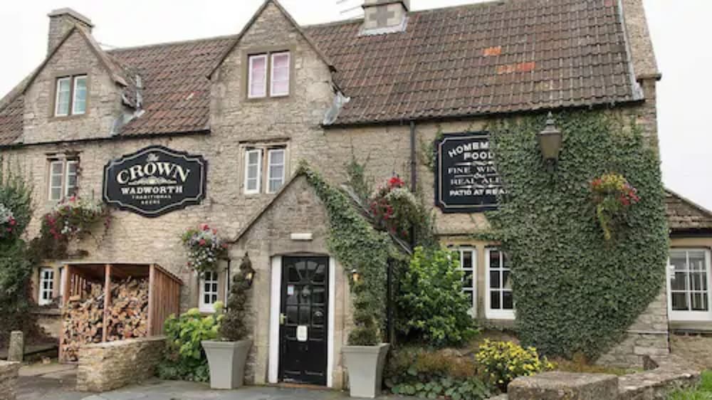 Crown Inn 3/47