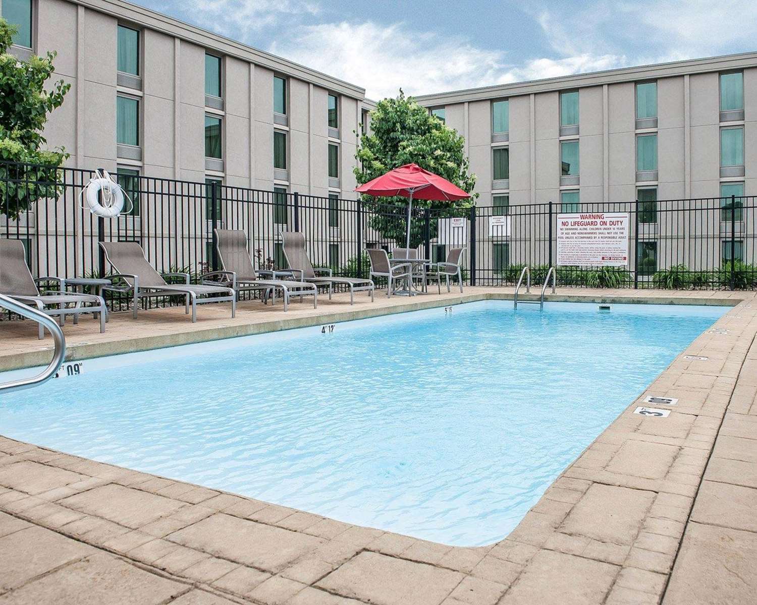 Comfort Inn Bloomington near University 13/14