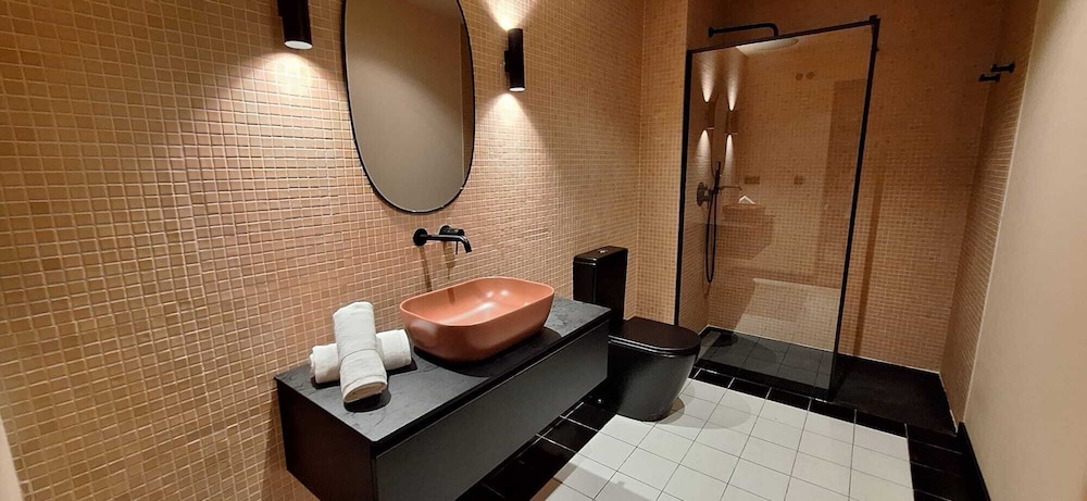 Saman Boutique Hotel 47/50