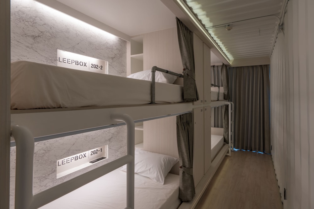 Sleepbox Sukhumvit 22 35/62
