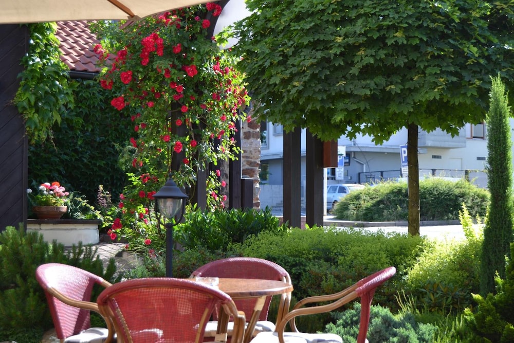 Park Hotel Pruhonice 47/50