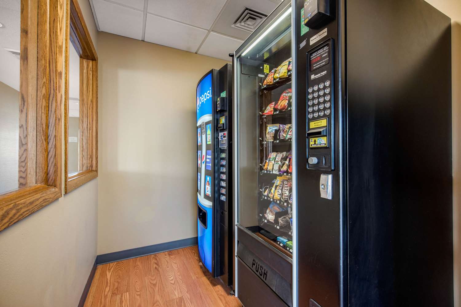 Quality Inn & Suites New Castle 17/29