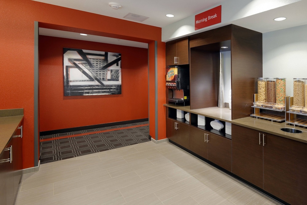 TownePlace Suites Springfield 19/52