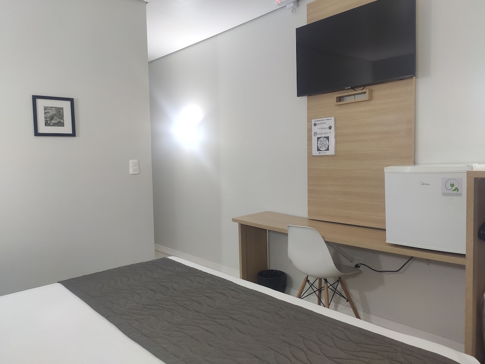 Igaras hotel 33/48
