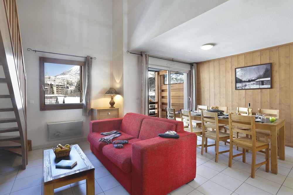Residence Nemea Laigle Bleu 38/57
