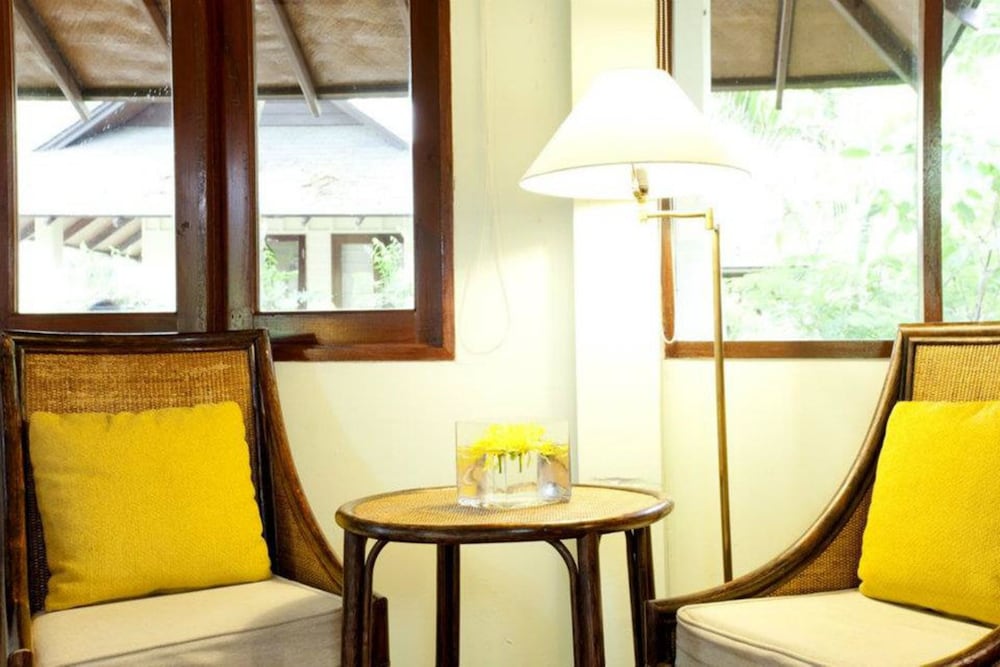 FISHERMANS VILLAGE RESORT 29/32
