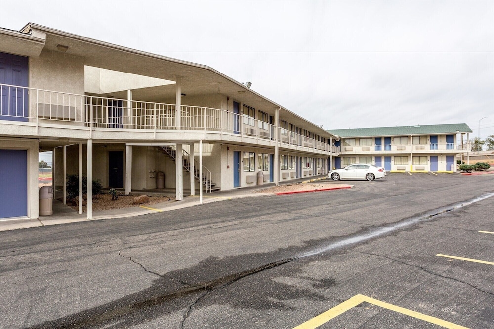 Motel6 Albuquerque, NM - Northeast 29/34