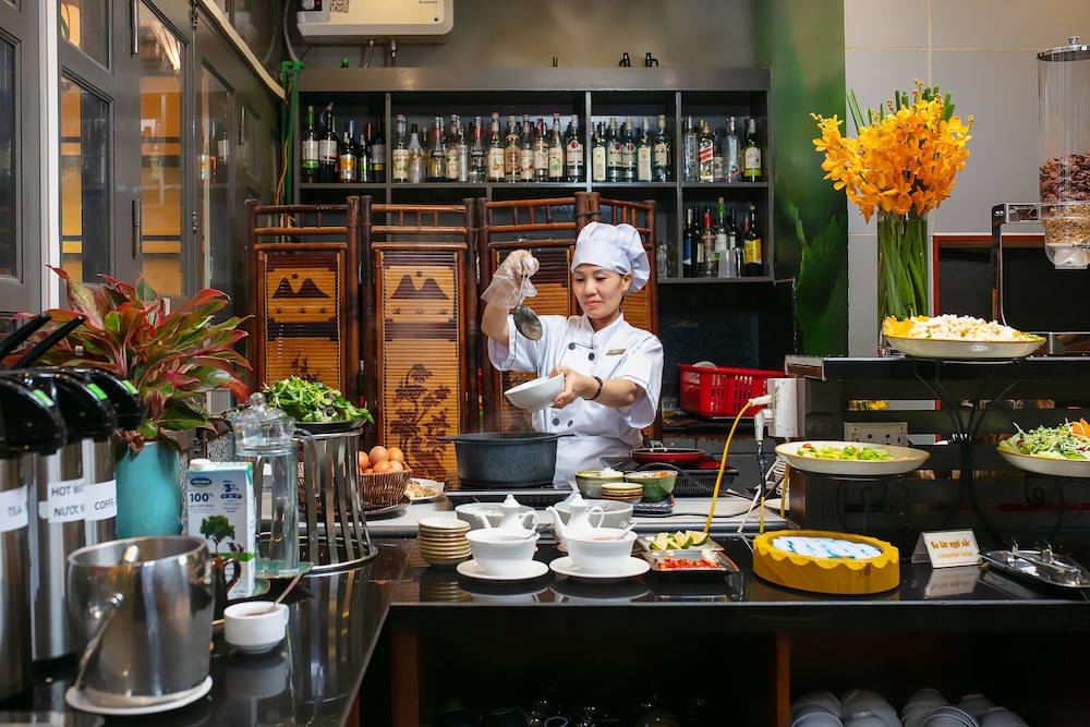 Hanoi Nostalgia Hotel & Spa 12/64