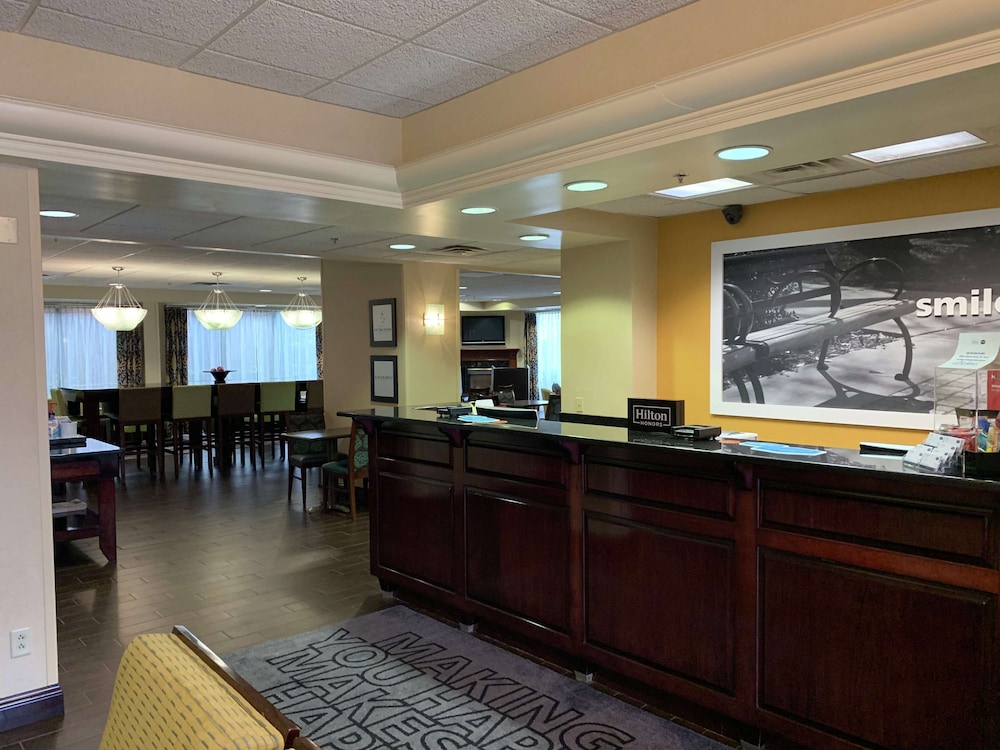 Hampton Inn Danville, KY 8/47
