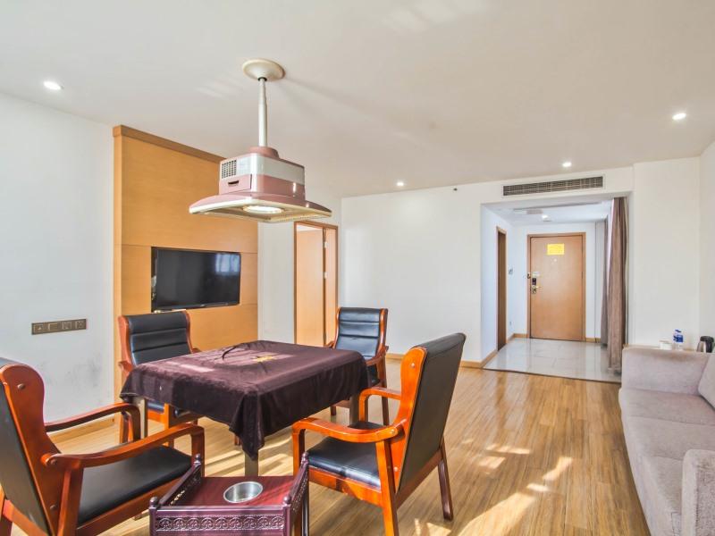GreenTree Inn Jiaxing Tongxiang City Chongfu International Fur Center Business Hotel 35/39