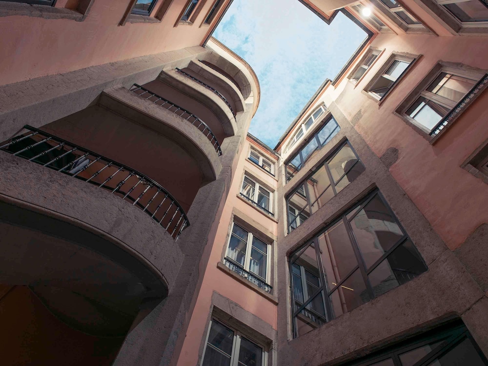 Mercure Lyon Centre Beaux Arts in LYON