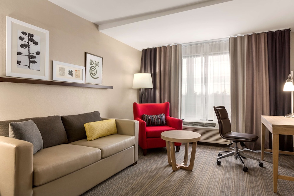 Country Inn and Suites By Radisson Atlanta Airport South GA 25/43
