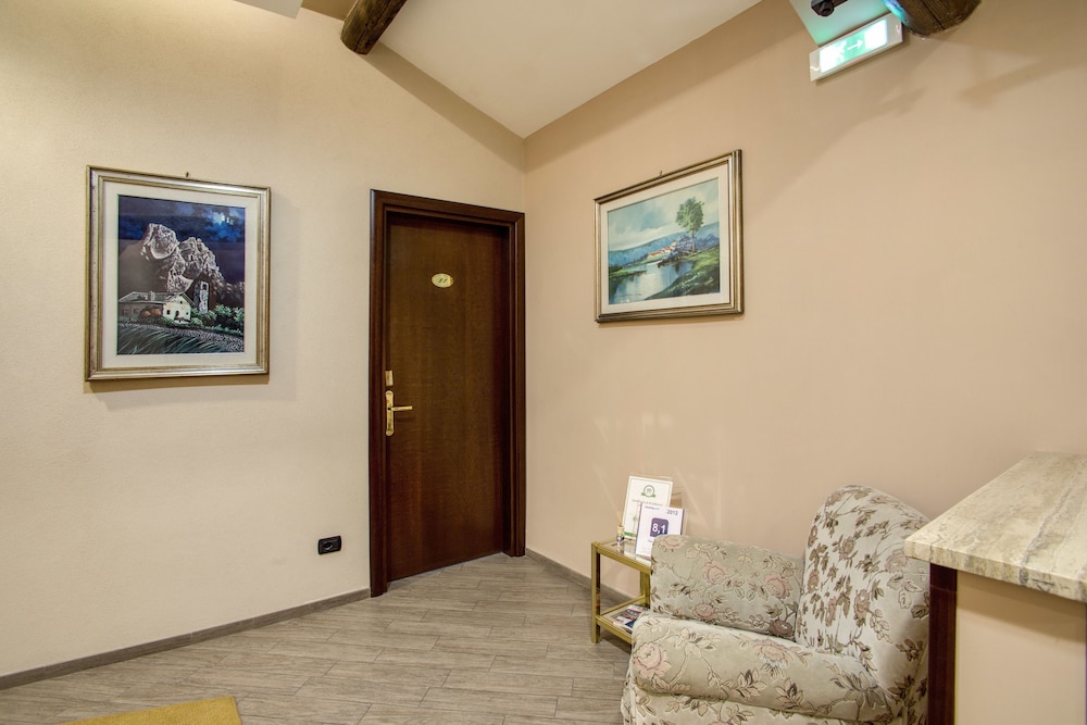 Hotel Roma Tiburtina 31/50