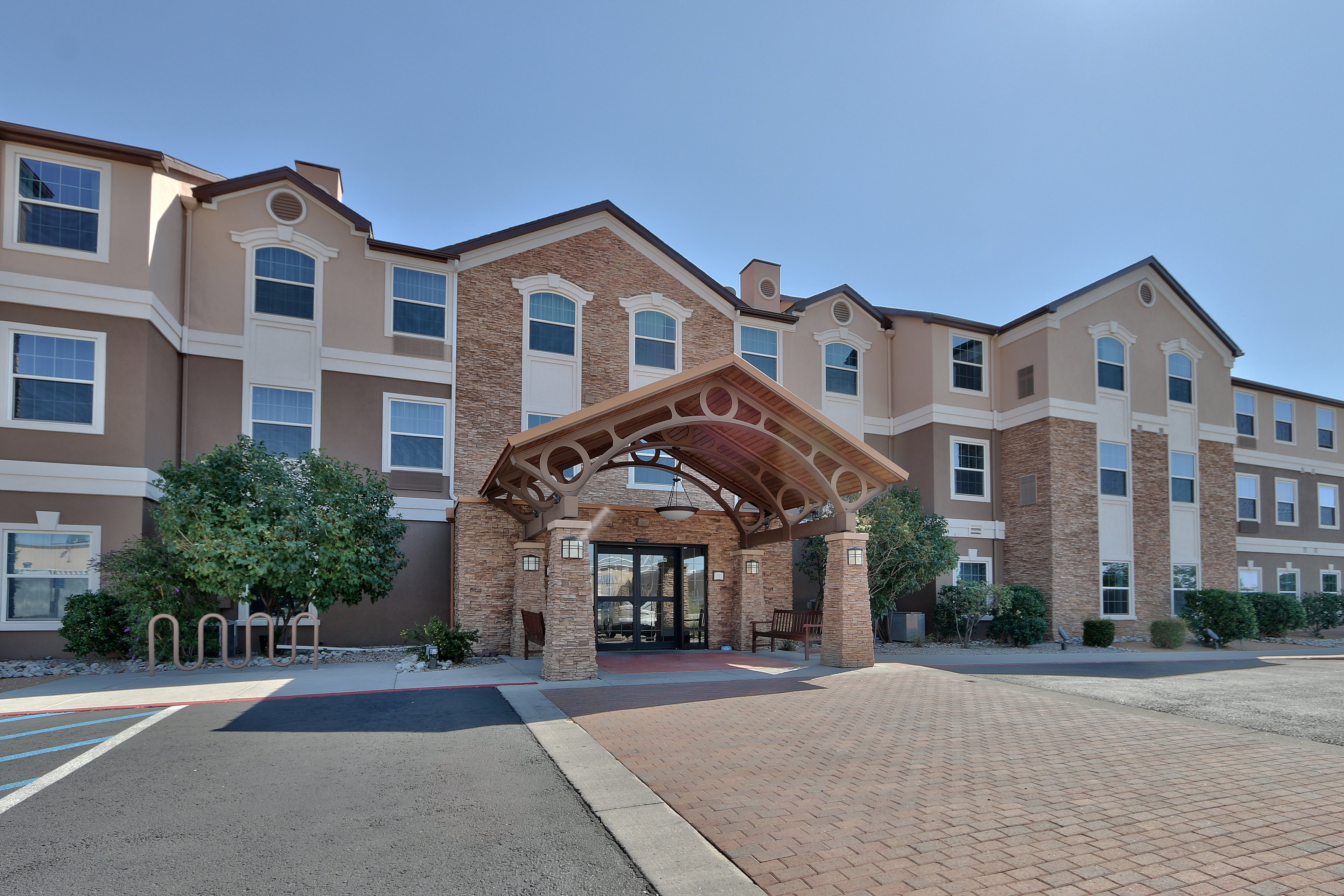 Staybridge Suites Albuquerque North 75/78
