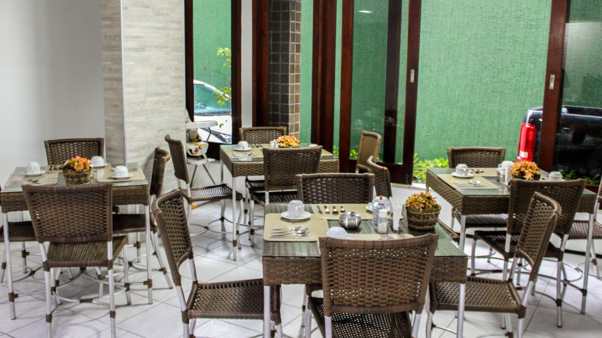 Abrolhos Praia Hotel 34/40