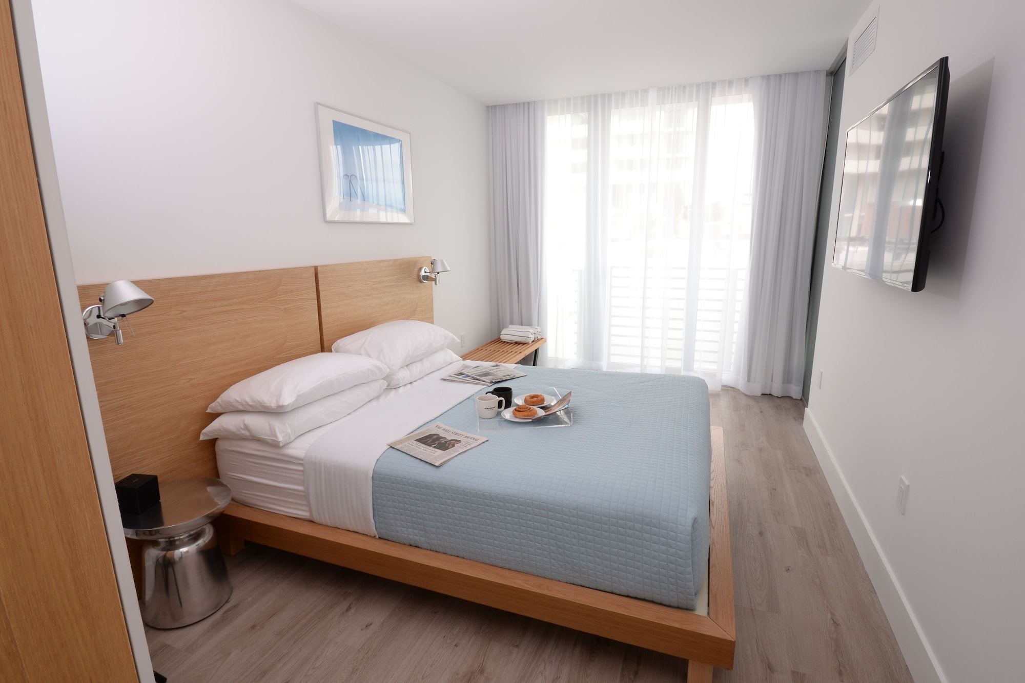2 Bedrooms, Urban, Suite, 2 Queen Beds, Sofa, Balcony