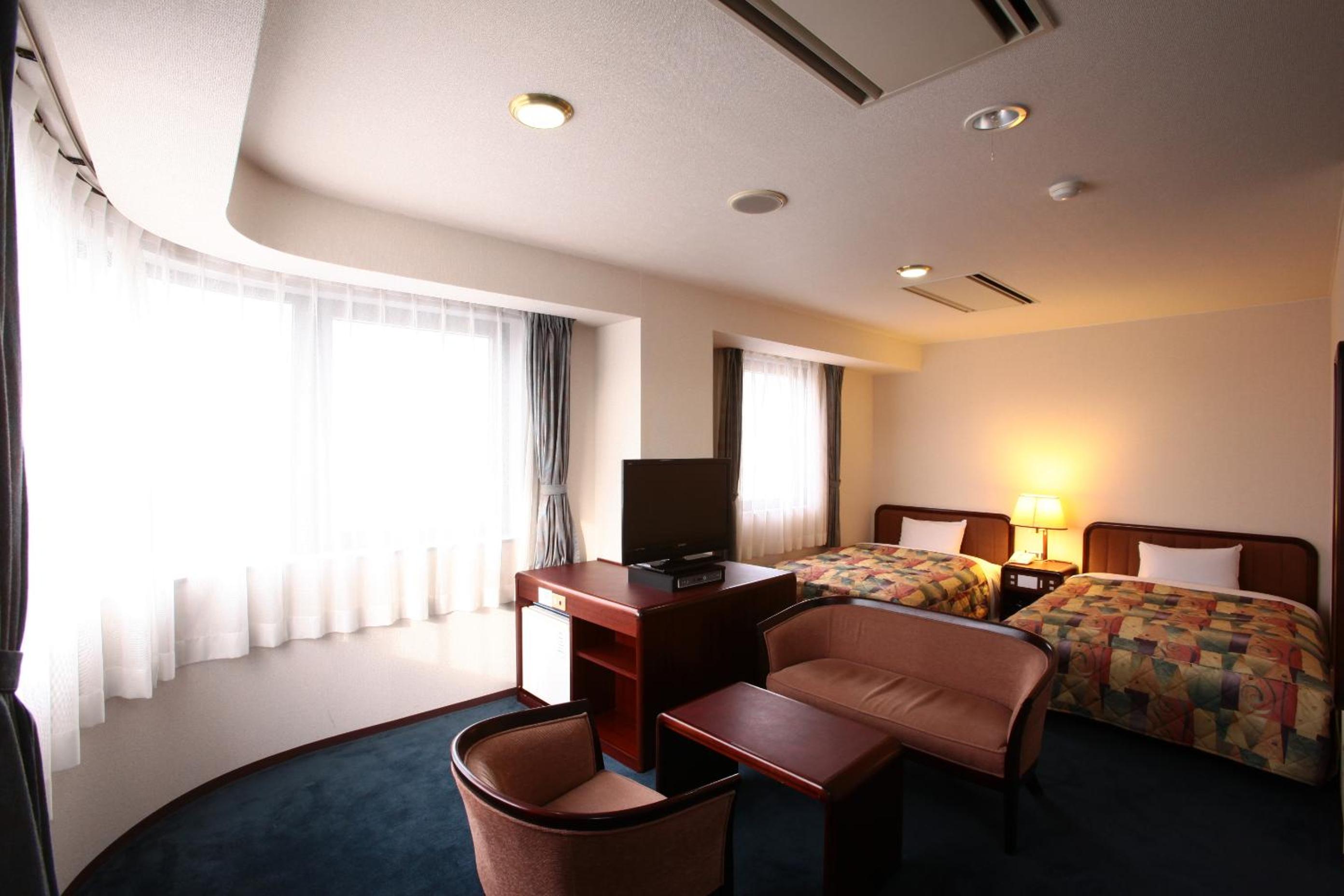 Hotel Elm Regency 33/48