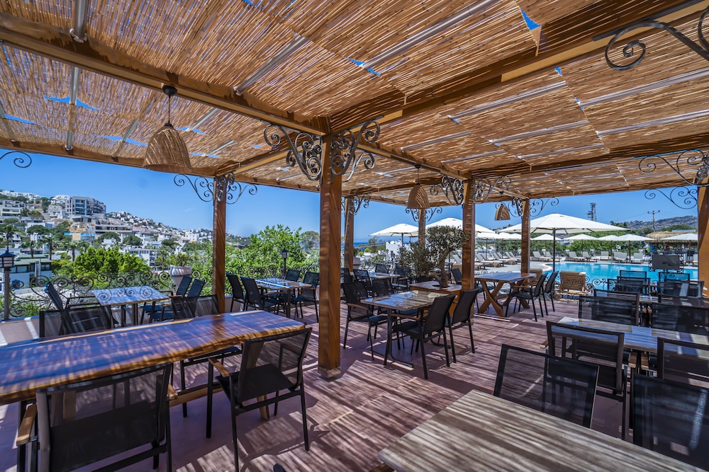 Elementa Boutique Hotel - Adults Only 47/63