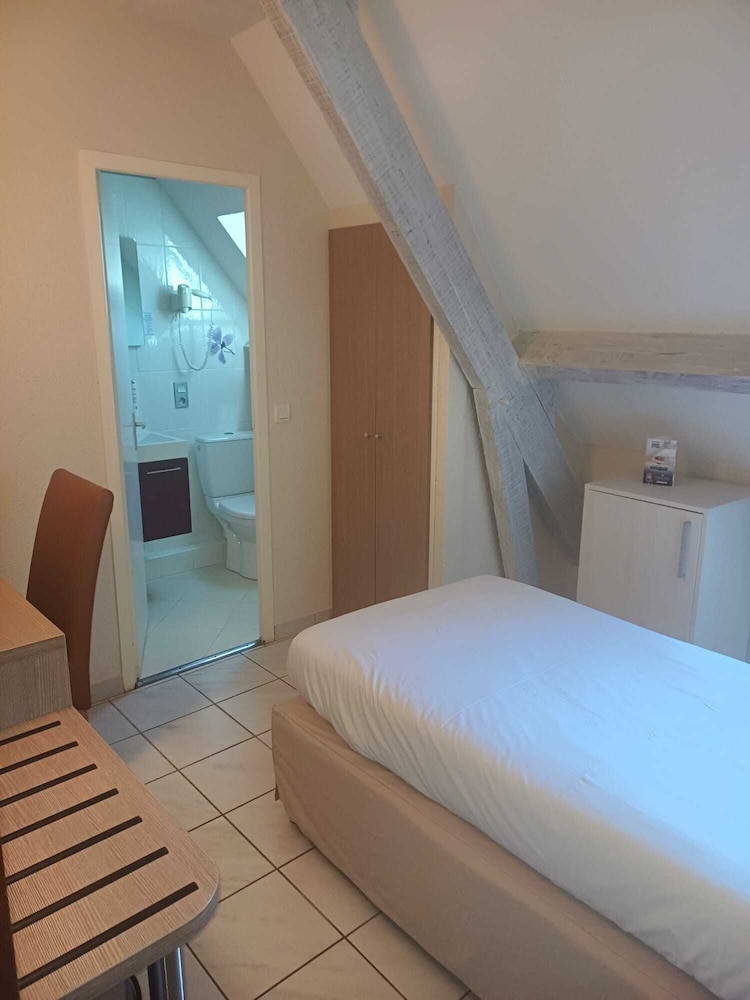 HOSTELLERIE DU CAUSSE 3/31