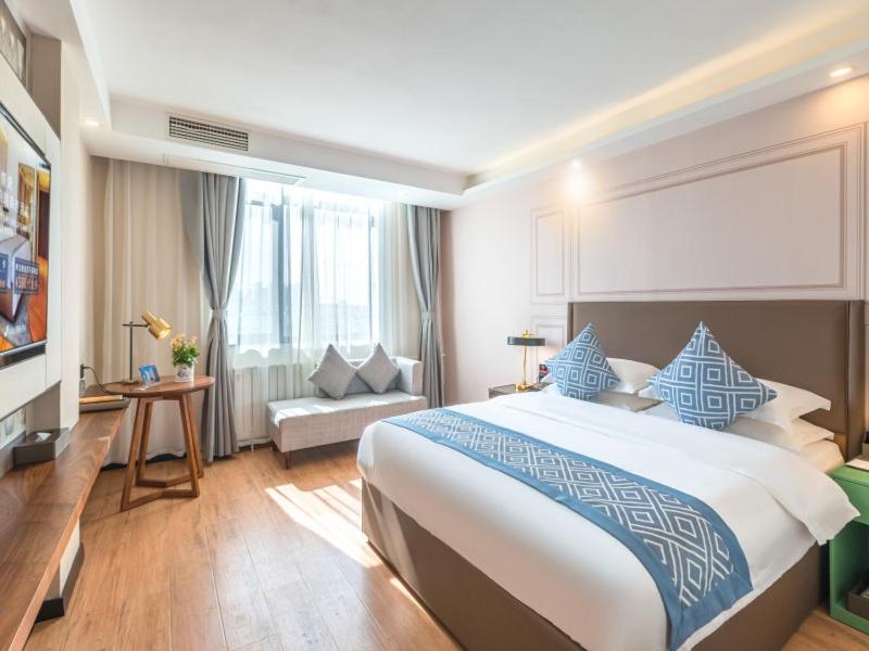Gem Fuyang City Linquan County Jiangziya Plaza Hotel 16/35
