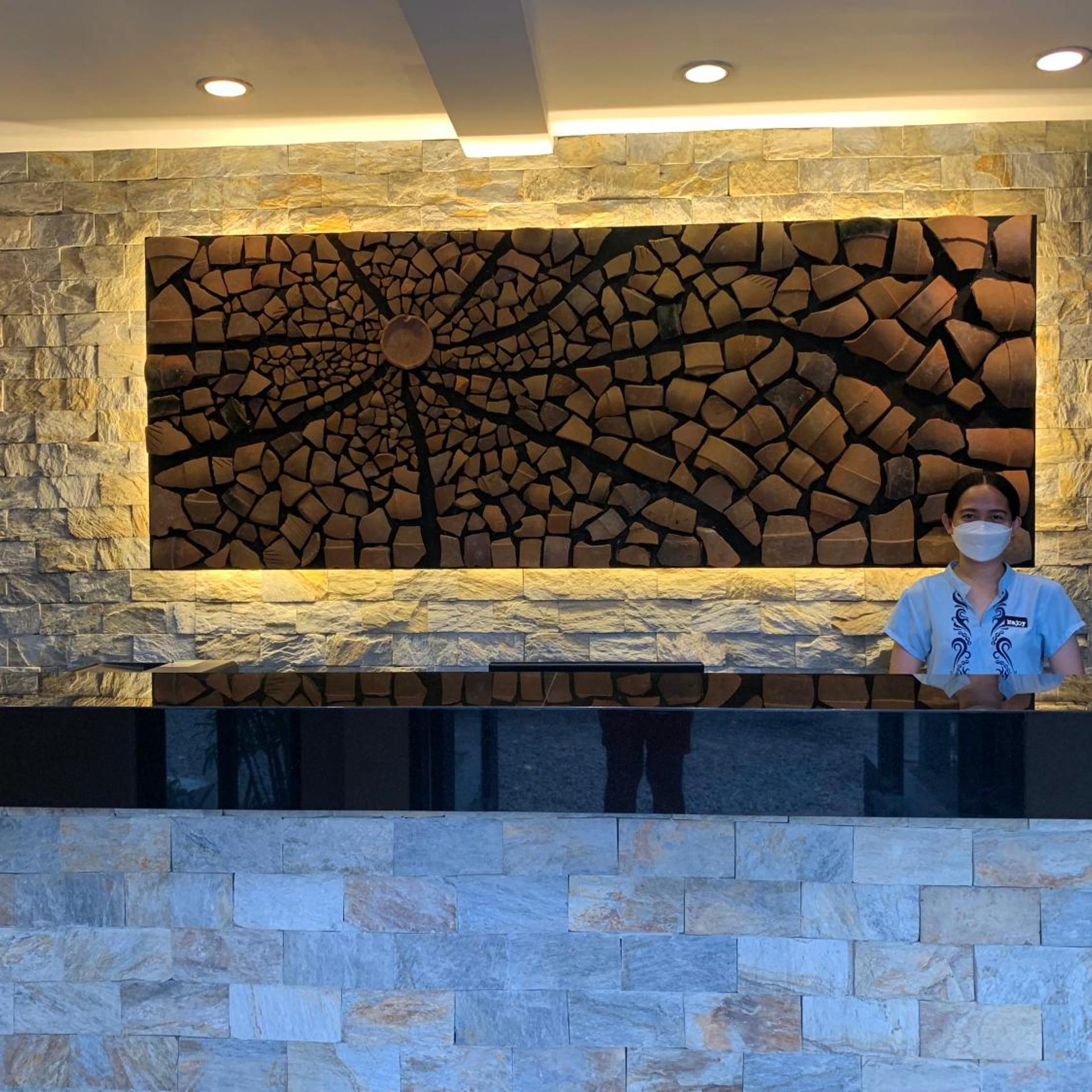 The Henry Resort Taramindu Laiya 18/56