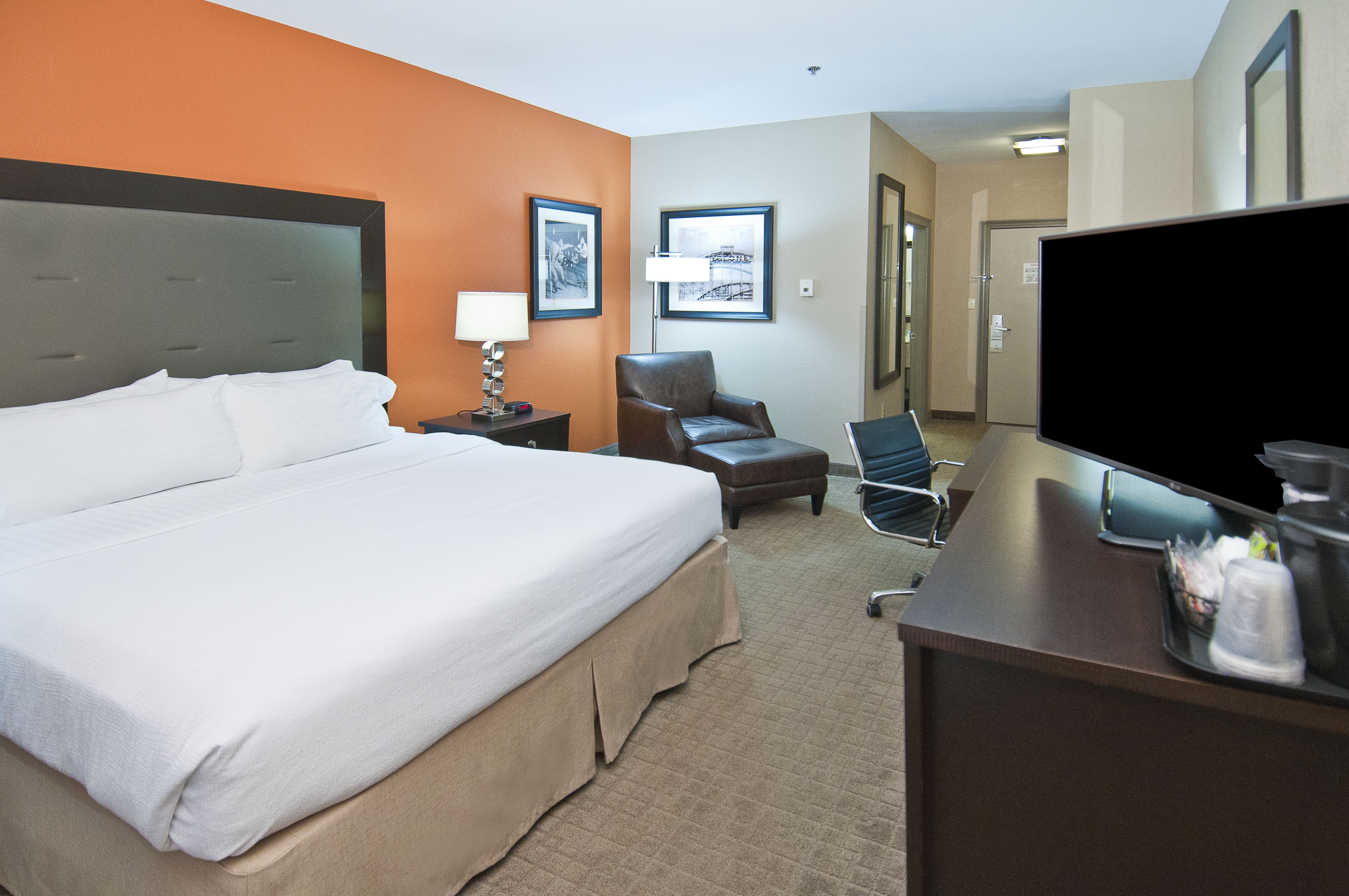 Holiday Inn Hotel Suites Slidell 20/79