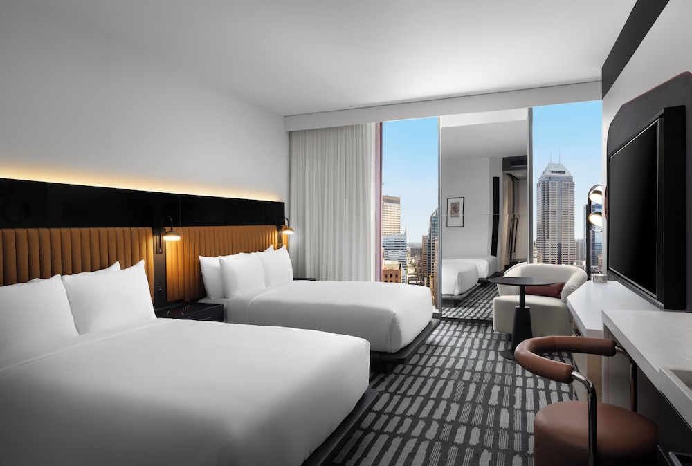 Signia By Hilton Indianapolis 8/37