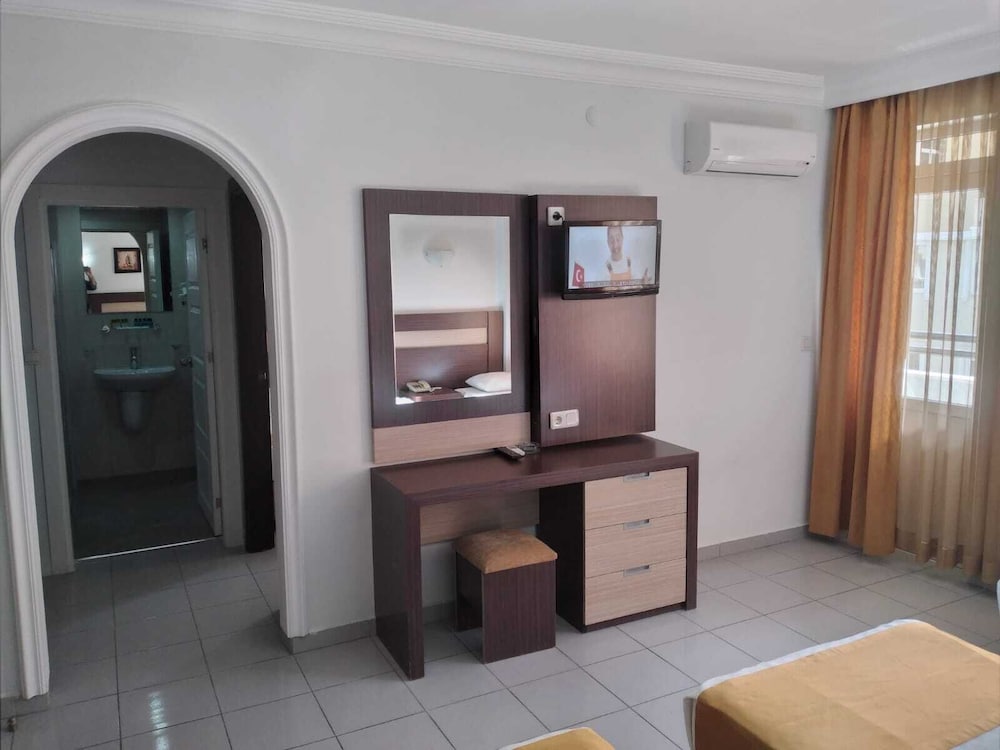 Kleopatra Ada Hotel 30/55