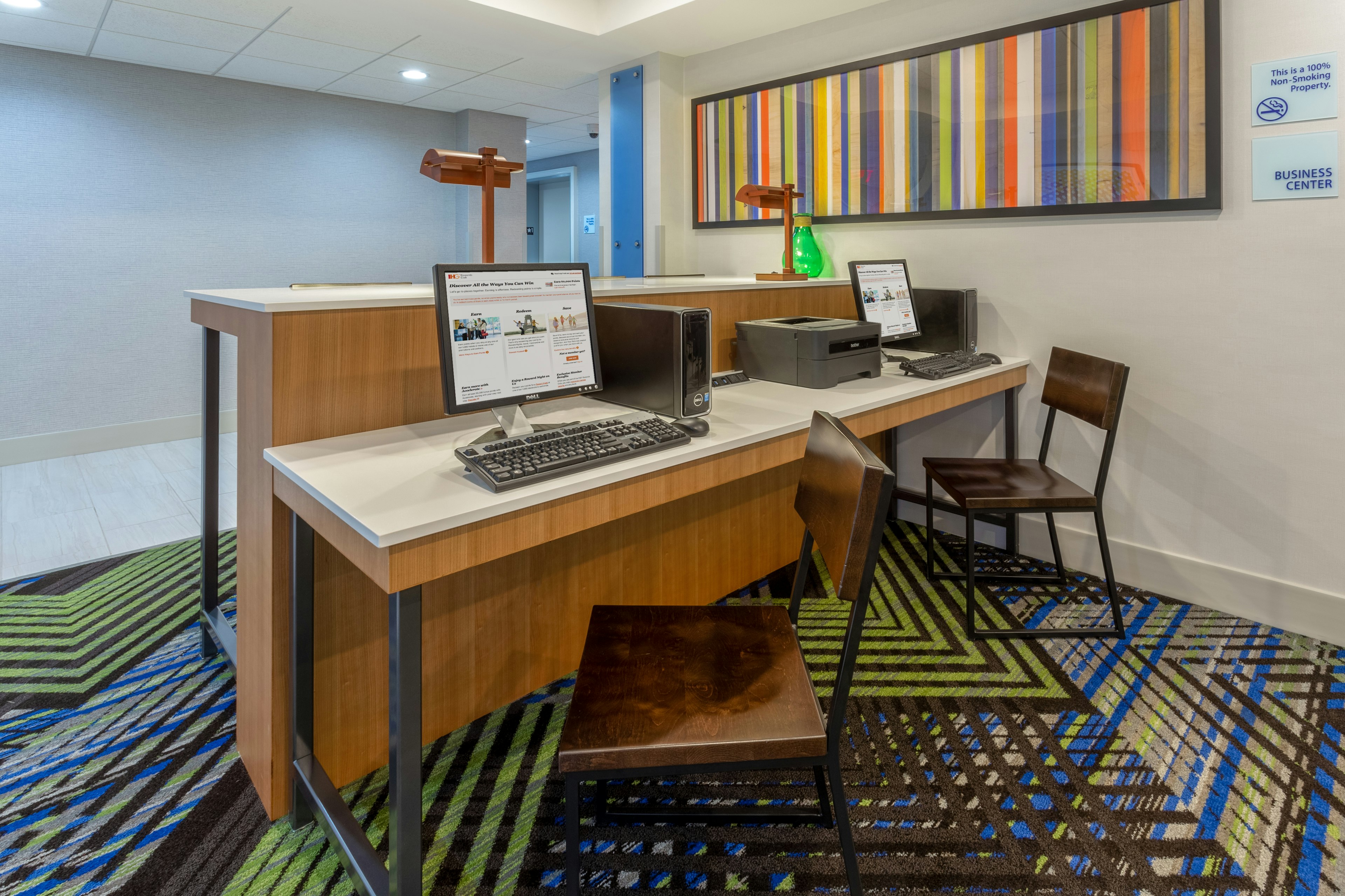 Holiday Inn Express Hotel And Suites Vandalia 72/78