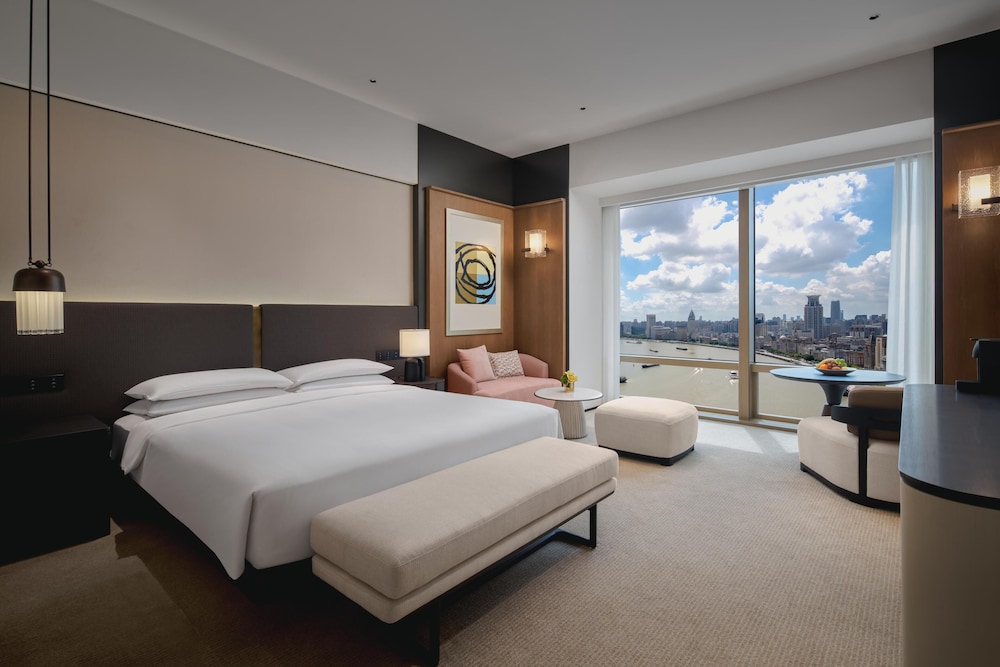 Hyatt On the Bund Hotel 15/49
