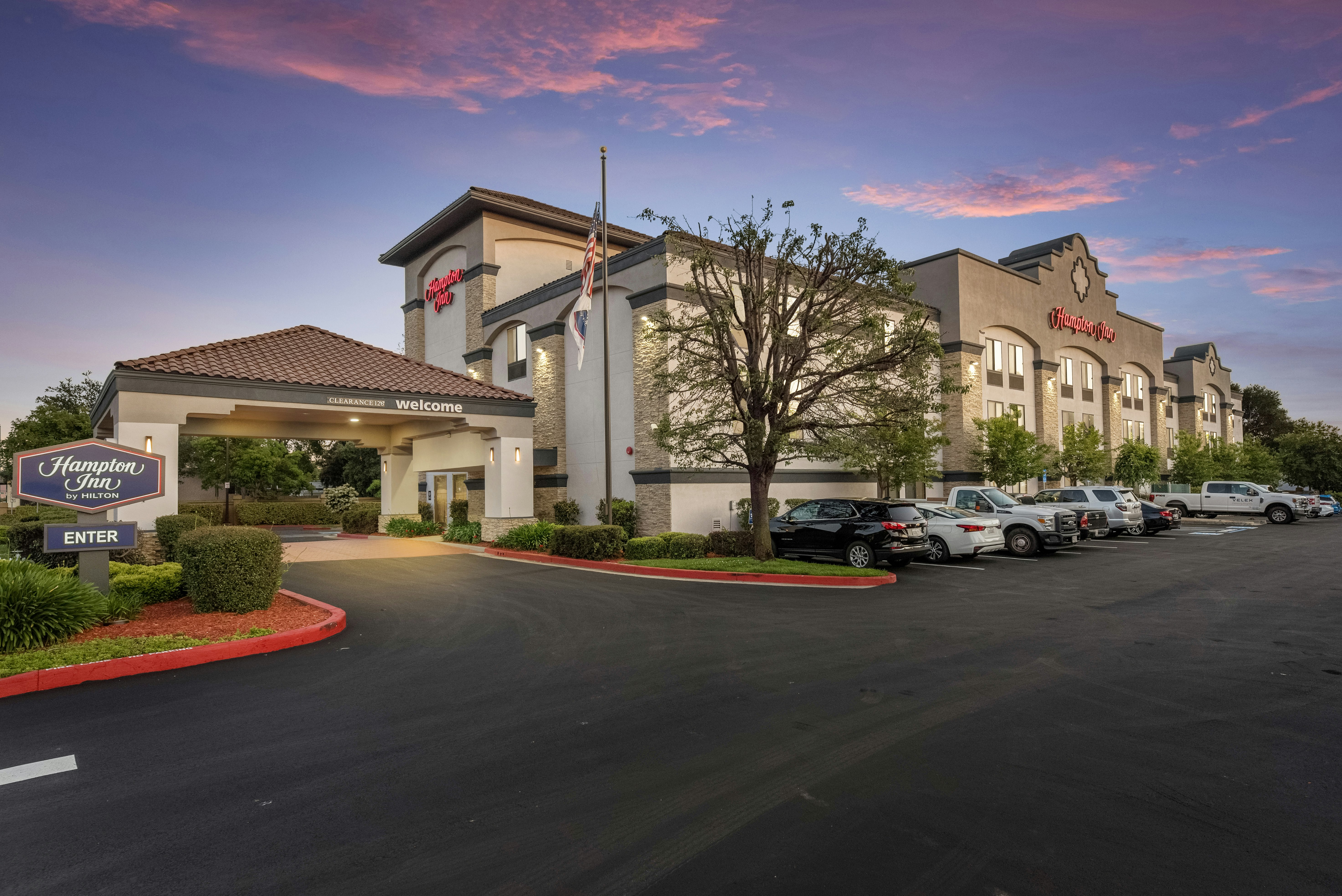 Hampton Inn Oakland Hayward Ca 48/54