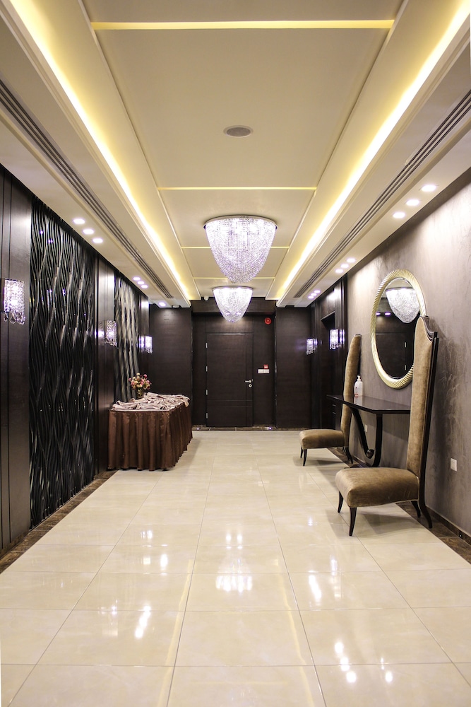 Lobby at RETAJ HOTEL, AMMAN