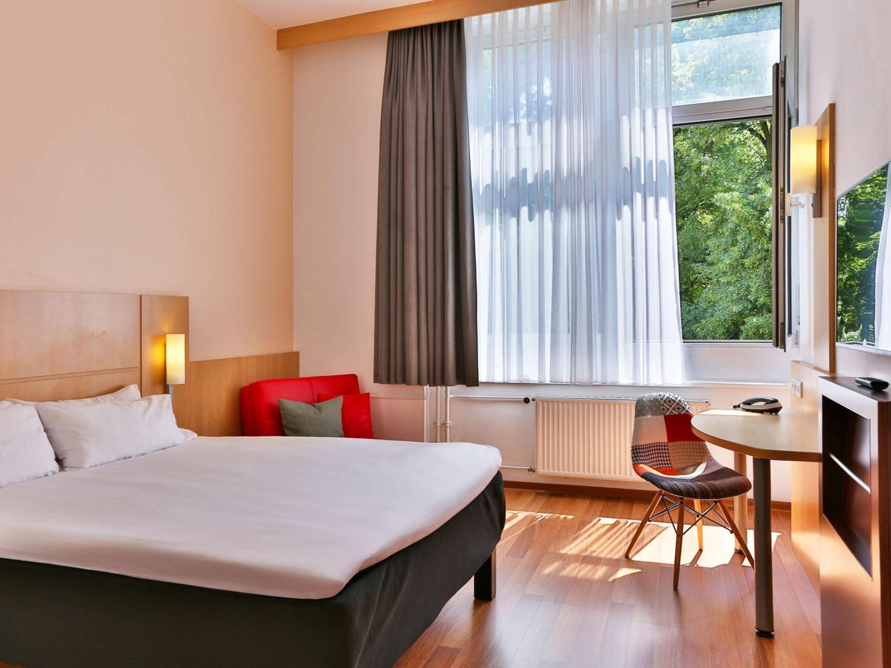 غرفة ثلاثية