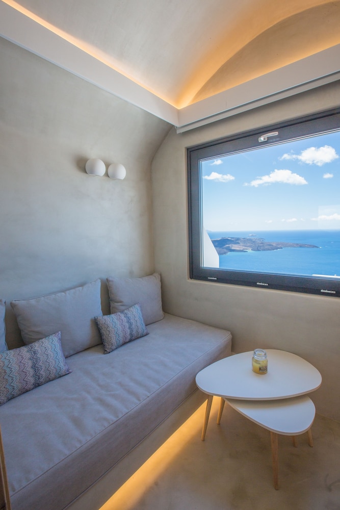 Chic Hotel Santorini 15/50