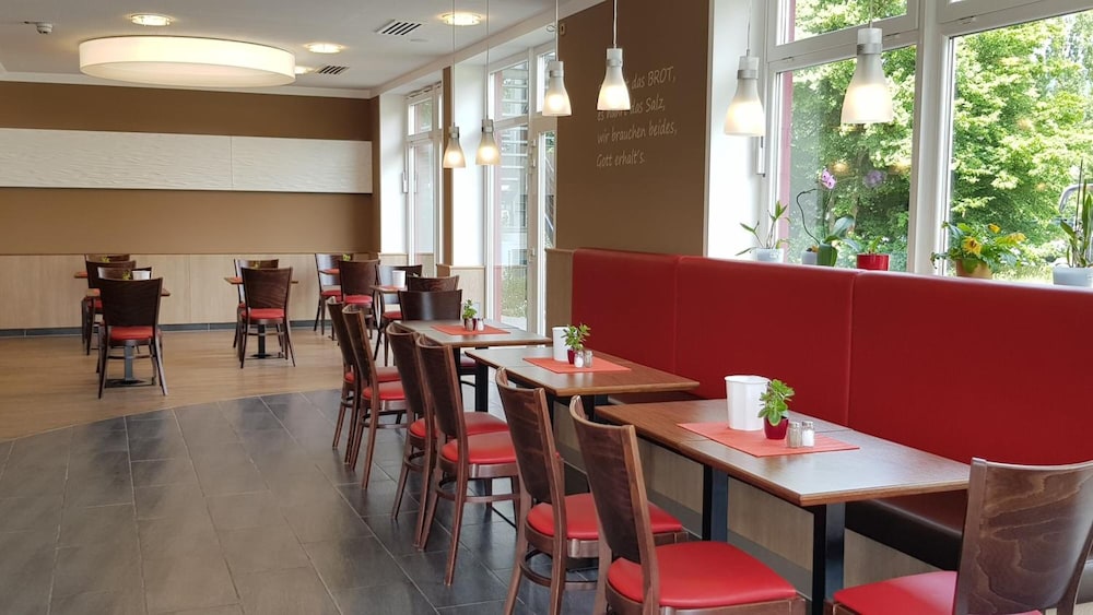 DREAM INN REGENSBURG 25/43