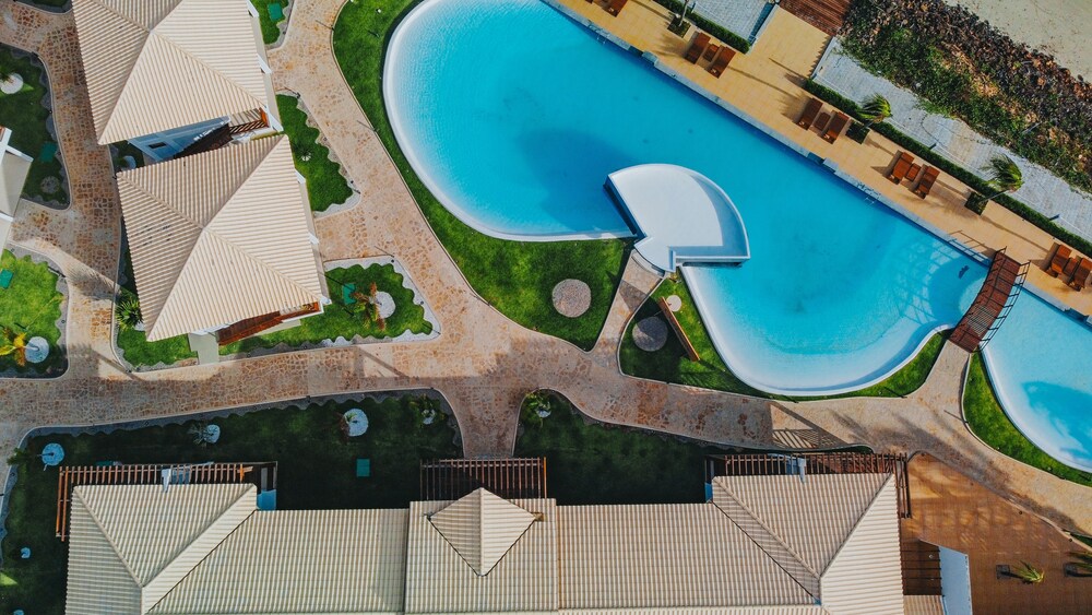 Oiti Beach Resort 44/50