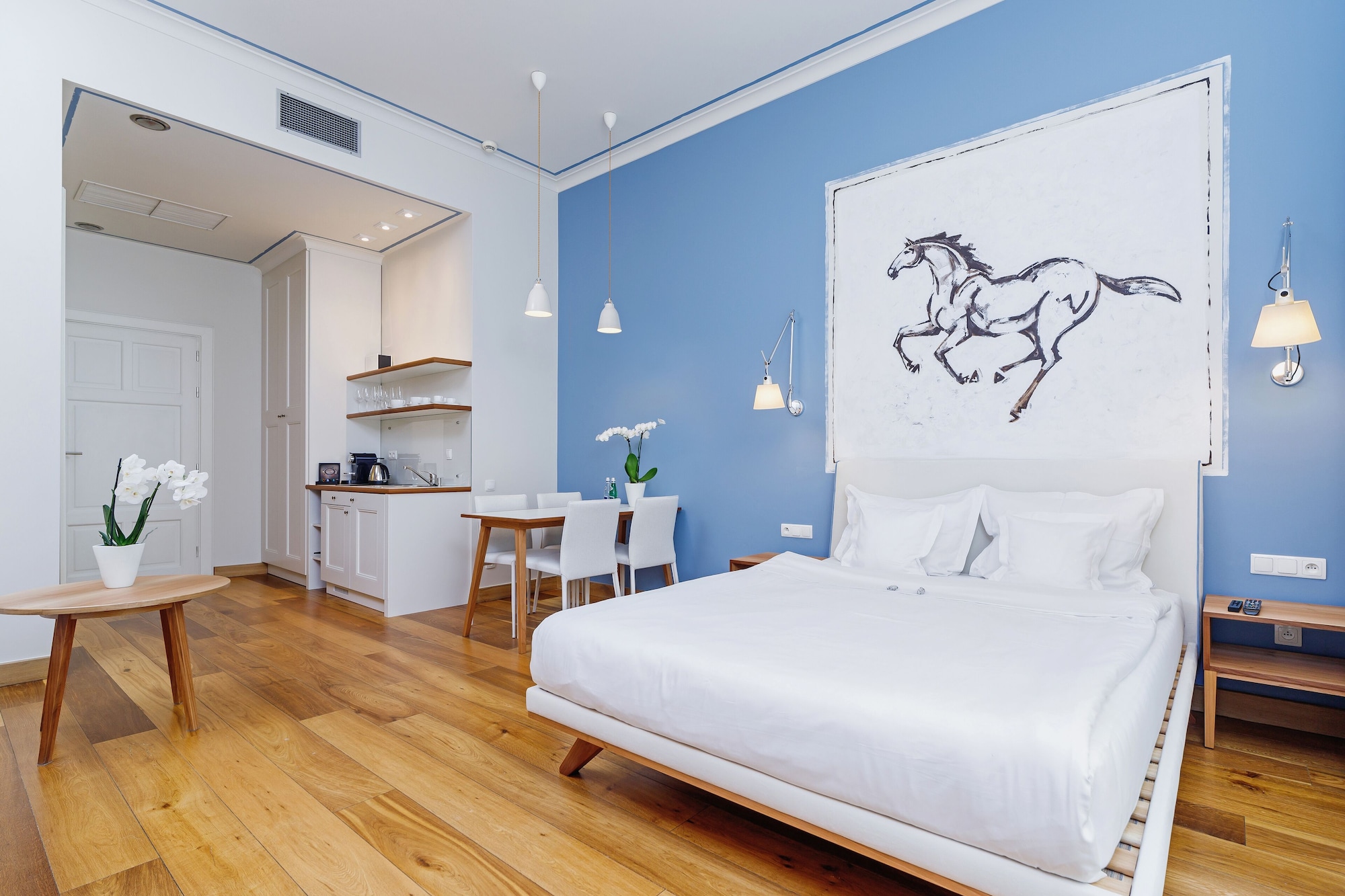 EXECUTIVE, STUDIO, DOUBLE BED