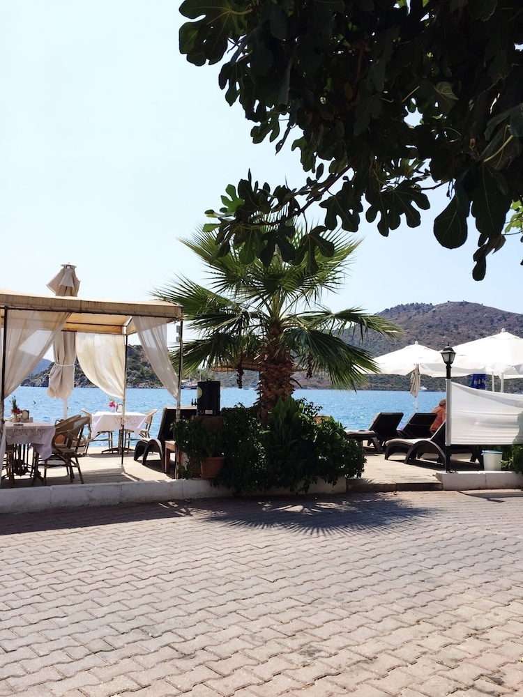 Yilmaz Kaptan Otel 16/19