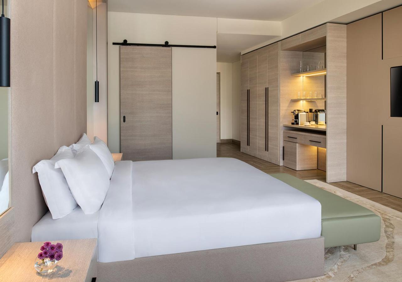 Ray Hotel Kuwait 22/63