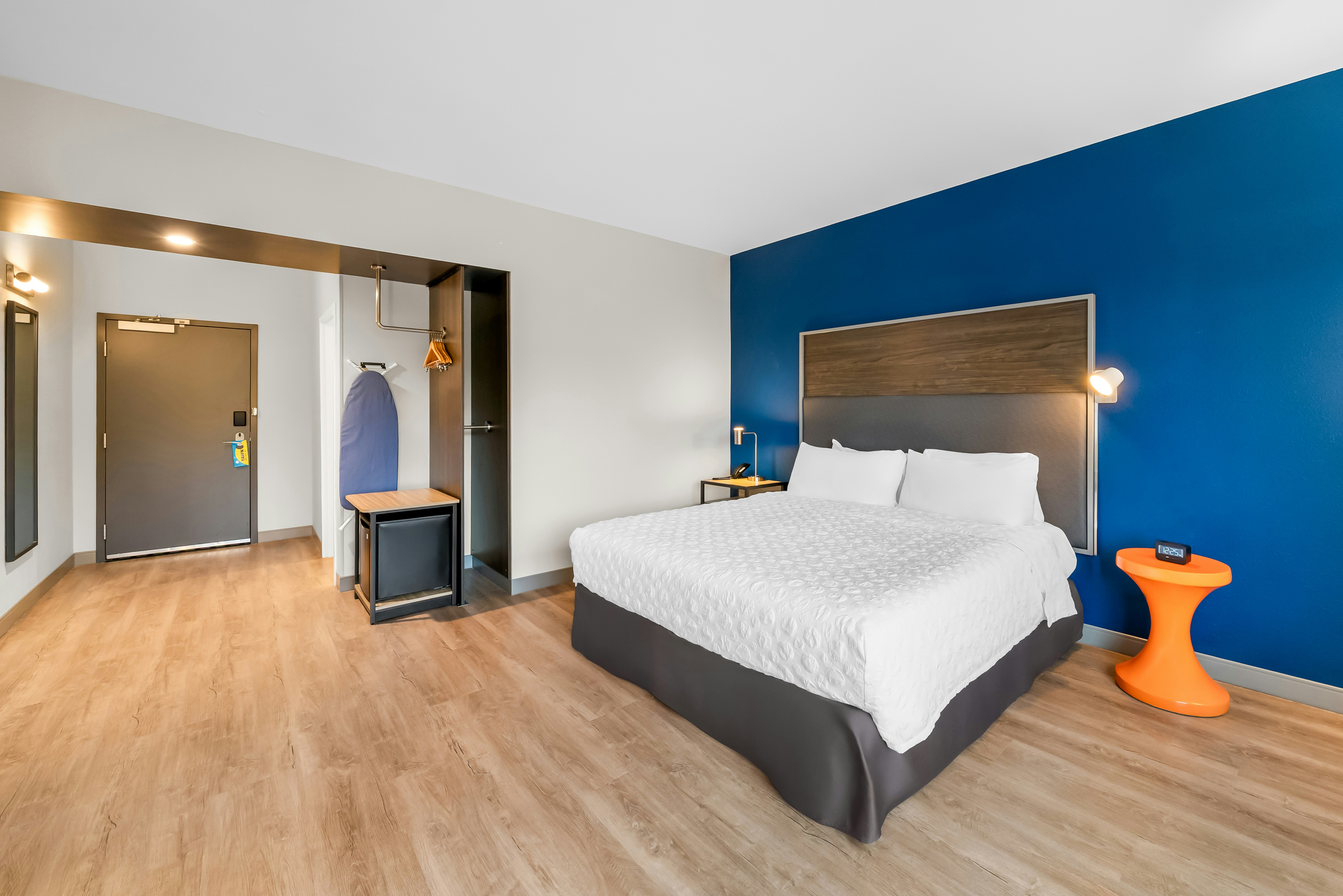 Room, King Bed, Accessible
