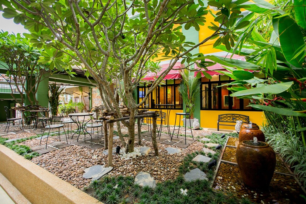 Tee Pak Dee Resident Phuket 61/66