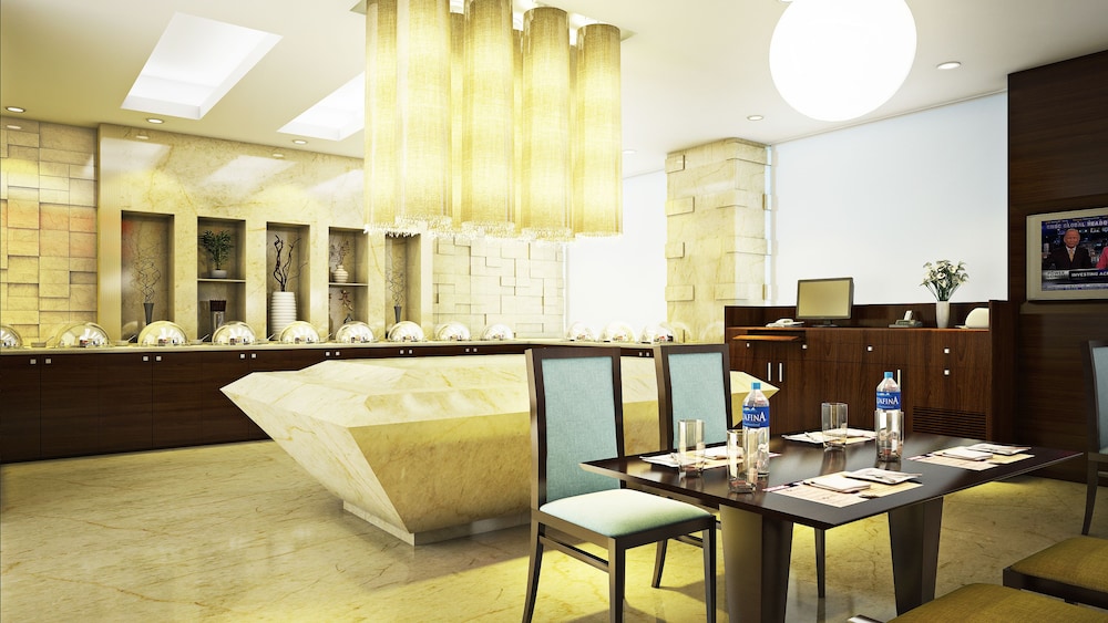Lemon Tree Hotel Gachibowli Hyderabad 56/64